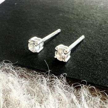 Cercei stud cuart 3 mm