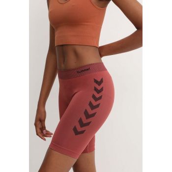 Hummel pantaloni scurți de antrenament First Seamless culoarea rosu, cu imprimeu, high waist, 212556