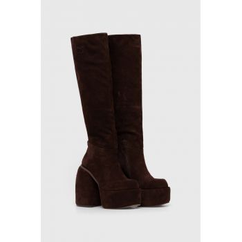 Naked Wolfe cizme din piele intoarsa femei, culoarea maro, cu toc drept, Space Cow Suede Brown