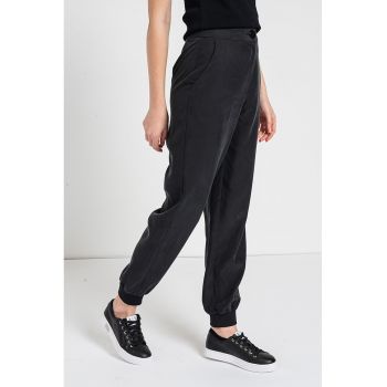 Pantaloni din amestec de modal cu model uni