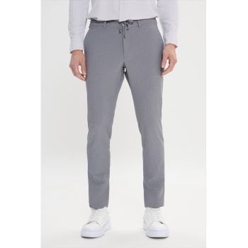 Pantaloni chino slim fit