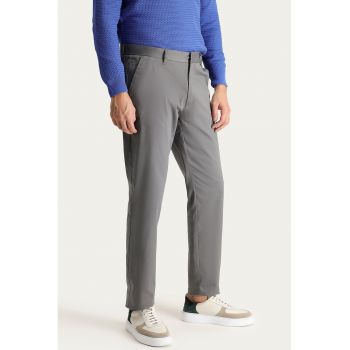 Pantaloni chino slim fit