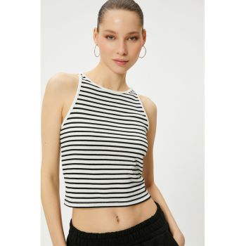 Top crop cu dungi