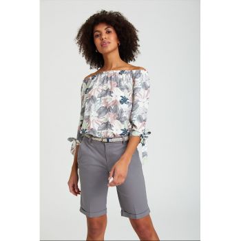 Bluza cu imprimeu si decolteu barcuta