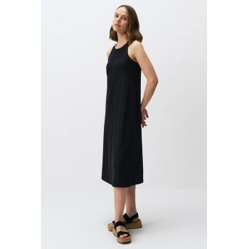 Rochie cu decolteu in rotund - fara maneci