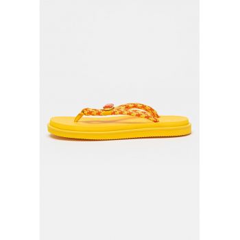 Papuci flip-flop cu doua nuante si insertii de piele