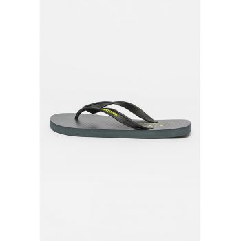 Papuci flip-flop de cauciuc