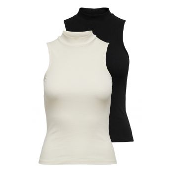 Set de top-uri cu guler scurt si model uni - 2 piese