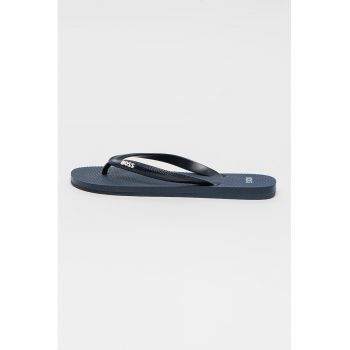Papuci flip-flop cu logo Tracy