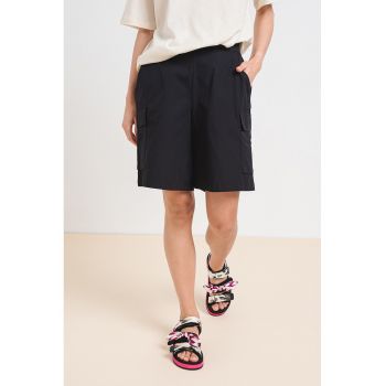Pantaloni scurti din amestec de bumbac organic cu buzunare cu clapa Charlotte
