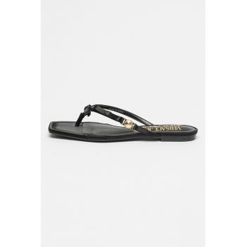 Papuci flip-flop cu funda Millie