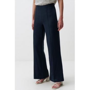 Pantaloni din amestec de in cu croiala ampla