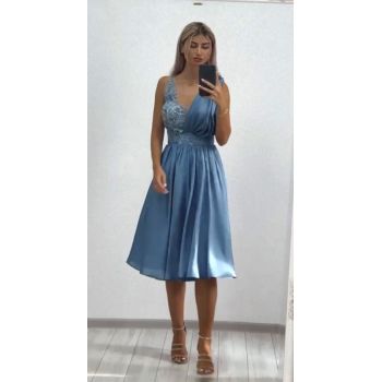Rochie de ocazie bleu clos cu broderie florala 3D ieftina