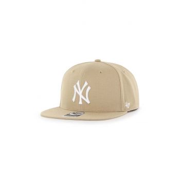 47 brand sapca MLB New York Yankees culoarea bej, cu imprimeu, B-NSHOT17WBP-KHB
