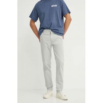 Levi's pantaloni barbati, culoarea gri, cu fason chinos, 17196