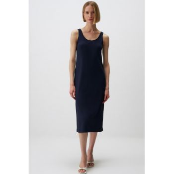 Rochie midi cu decolteu in U
