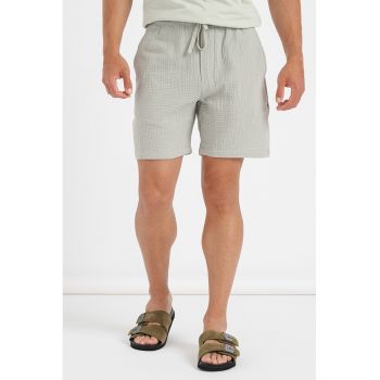 Pantaloni scurti texturati cu snur de ajustare