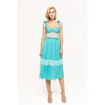 Rochie evazata de matase cu insertie de plasa
