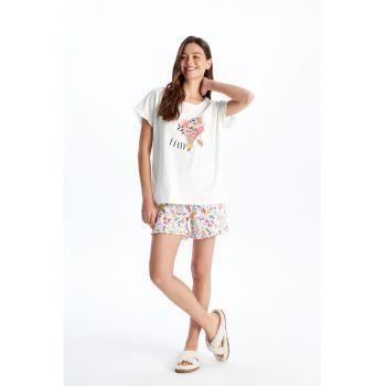 Pijama cu pantaloni scurti si model floral