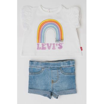Set de tricou cu imprimeu si blugi scurti