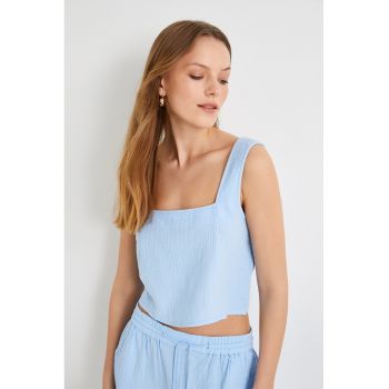 Top crop de bumbac cu decolteu patrat