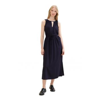 Rochie maxi cu decupaje in V