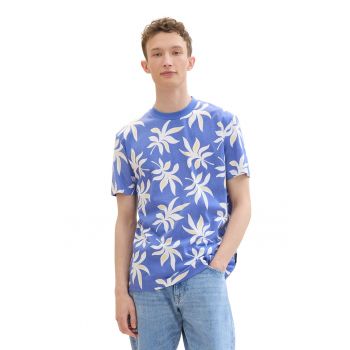 Tricou cu model floral si decolteu la baza gatului
