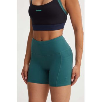 P.E Nation pantaloni scurți de antrenament Recalibrate culoarea verde, neted, high waist, 241S247