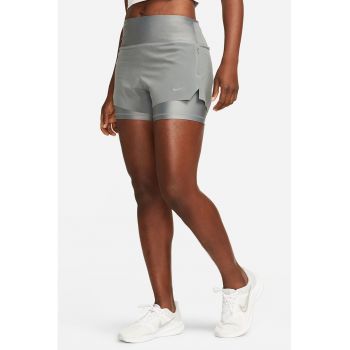 Pantaloni scurti cu Dri-Fit si talie medie Swift