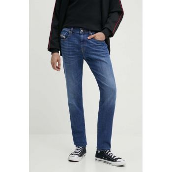 Diesel jeansi 2019 D-STRUKT barbati, A03558.09K04