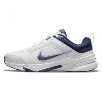 Adidasi Pantofi sport barbati Nike Defyallday DJ1196-100