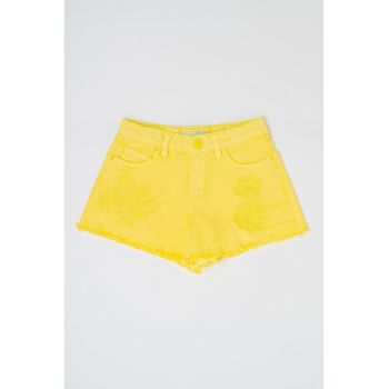 Blugi scurti cu broderie