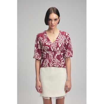 Bluza cu decolteu in V si imprimeu