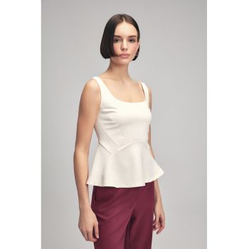 Top cu peplum cu deciolteu rotunjit