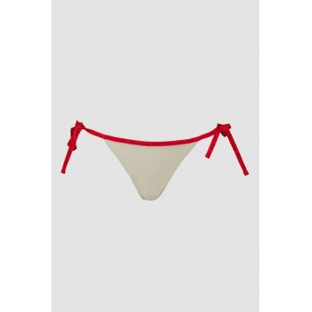 Slip brazilian cu aspect stralucitor