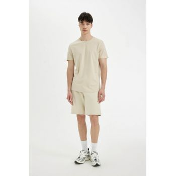 Pantaloni scurti cu snur si buzunare laterale