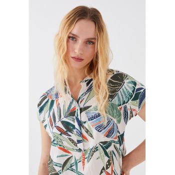 Bluza cu imprimeu si decolteu in V