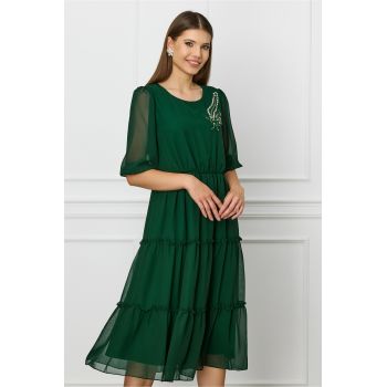 Rochie Diana verde cu strasuri si perle pe bust