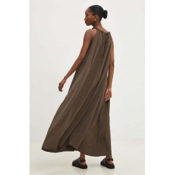 Answear Lab rochie culoarea maro, maxi, evazati