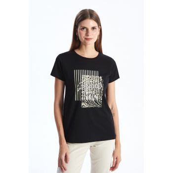 Tricou cu imprimeu si paiete
