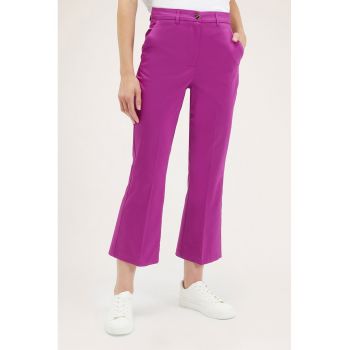 Pantaloni evazati crop