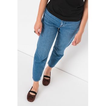 Blugi mom-fit cu talie inalta