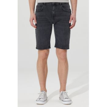 Pantaloni scurti de denim cu 5 buzunare de firma originali