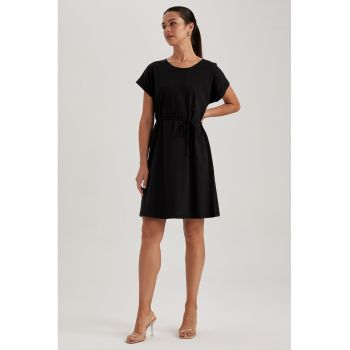 Rochie mini cu decolteu rotund