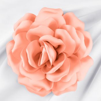 Brosa floare roz somon cu diametru de 15 cm, cu clips pentru par