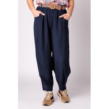 Pantaloni bleumarin, masura mare, cu curea, din vascoza