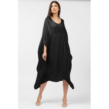 Rochie neagra in colturi, lunga, ampla, din matase naturala, cu detaliu sub bust
