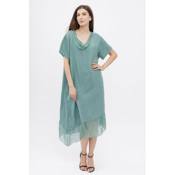 Rochie verde menta usor asimetrica A-line, din in cu guler si volan din matase, oversize