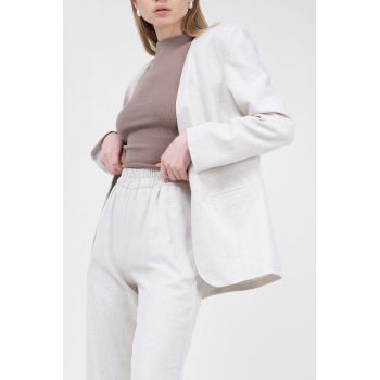 Costum ivoire de in cu sacou si pantaloni drepti