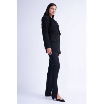 Costum Negru cu Sacou Structurat si Pantaloni Slim